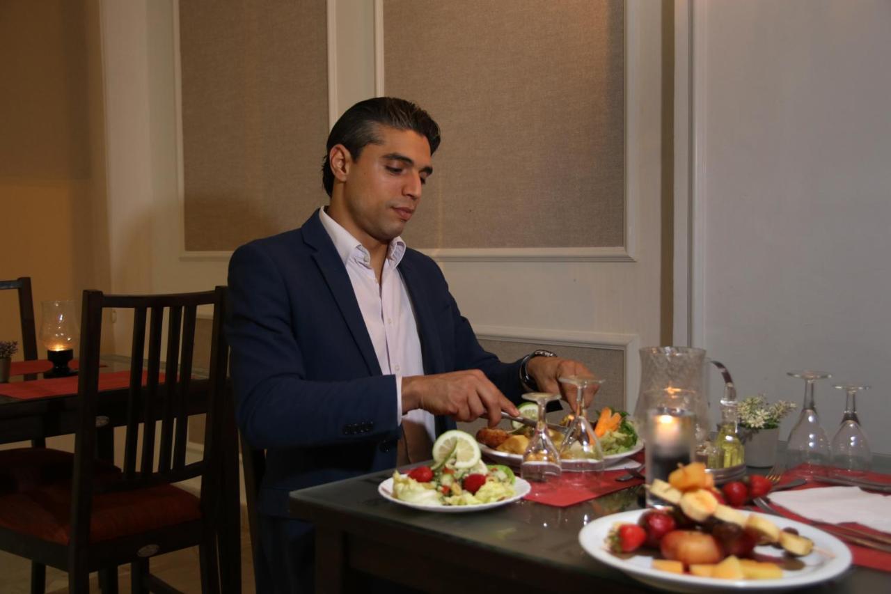 El Oumara Hotel Tunis Ngoại thất bức ảnh